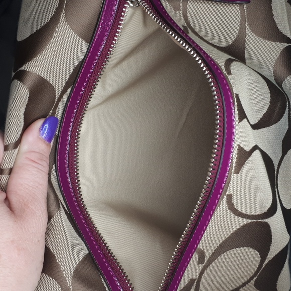 Coach~Signature Stripe Foldover with Crossbody Strap - Picture 5 of 11